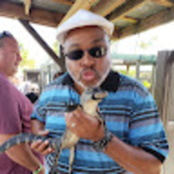 Meet your Posher, Darryl - Picture 1 of 1